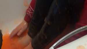 billie-christmas-gunging_8.jpg