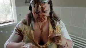 fefun-gets-messy_11.jpg