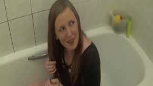 kim-gets-her-revenge-on-billie_1.jpg