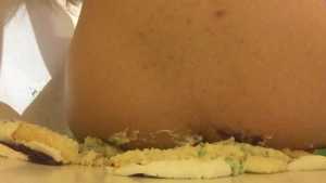 mellisa-cake-sitting_4.jpg